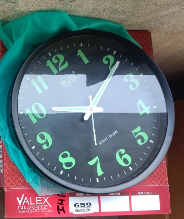 Night Glow Radium Clock Circle